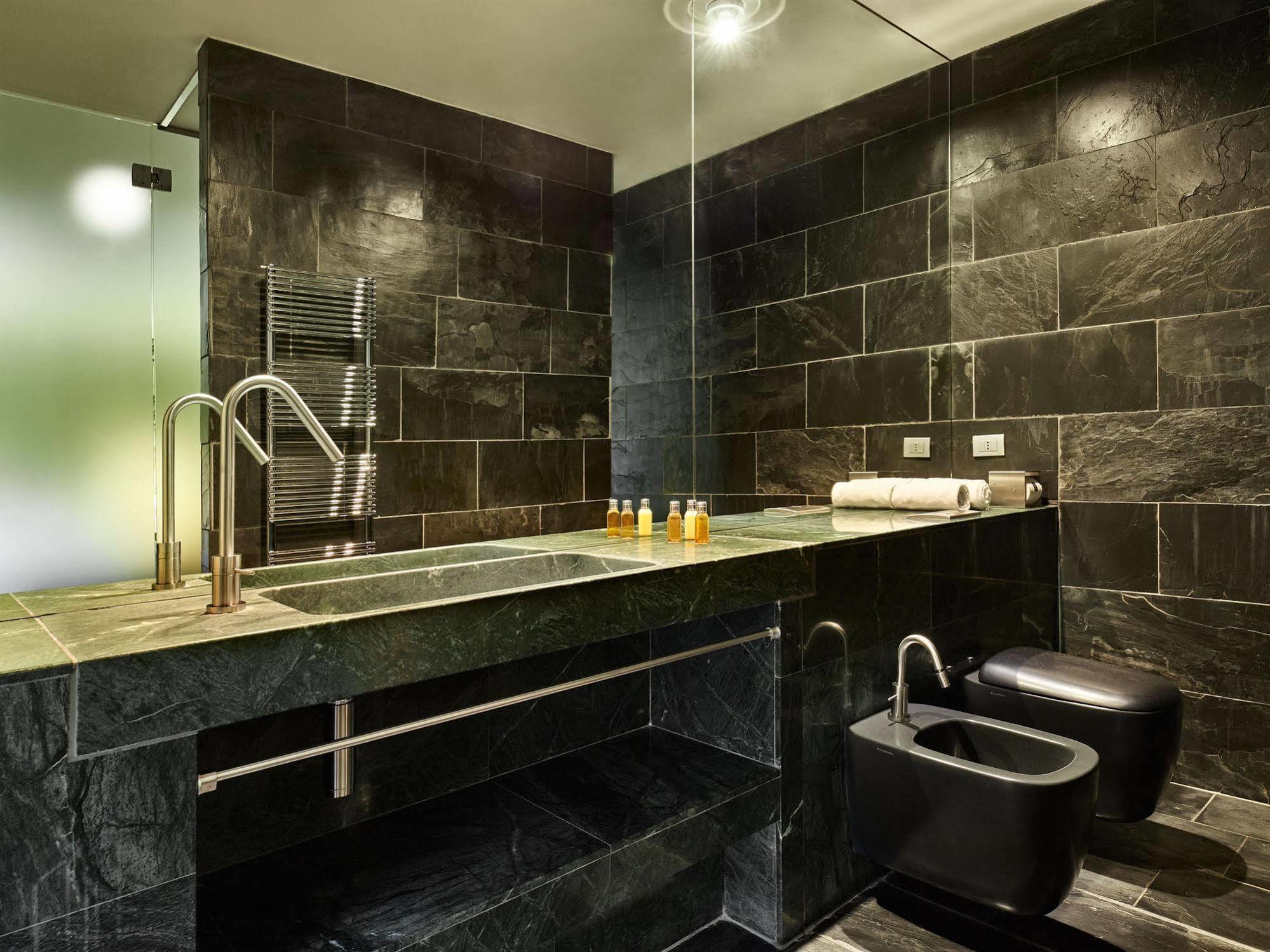 Lateis Maanja Lake Front Suite المظهر الخارجي الصورة